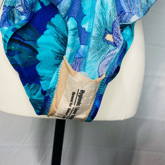 VINTAGE DEXVEESE ONE PIECE SWIMSUIT - Picture 7 of 11